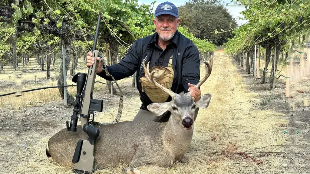 Hunting Colombian Black-Tailed Deer